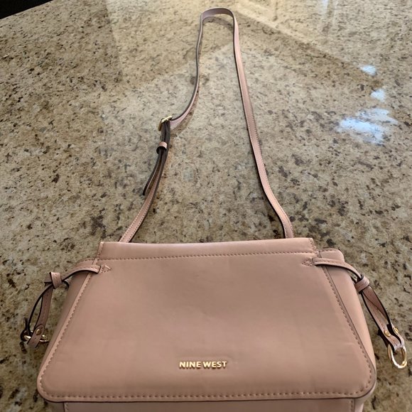 Nine West Handbags - Nine West Cross Body Purse!
